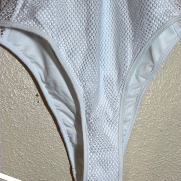 Victoria's Secret One-Piece Swimsuit Halter White Mesh Monokini size M (NWT/D) - Picture 8 of 11